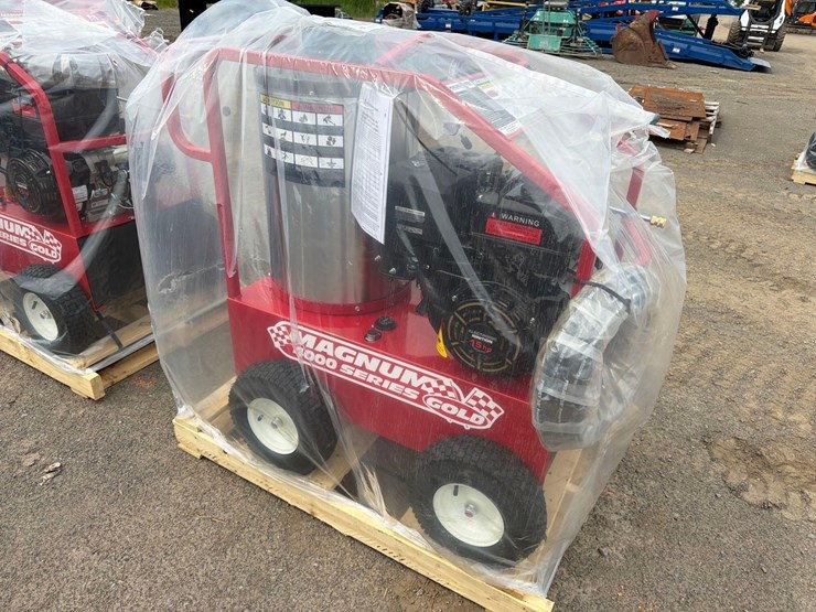 new-easy-kleen-magnum-gold-pressure-washer-image-3