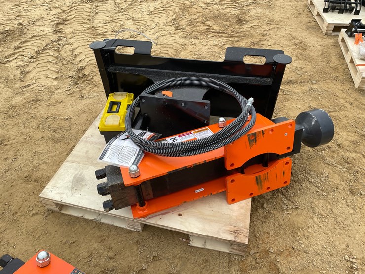 #2054-•-new-wolverine-skid-steer-post-hole-driver-image-3