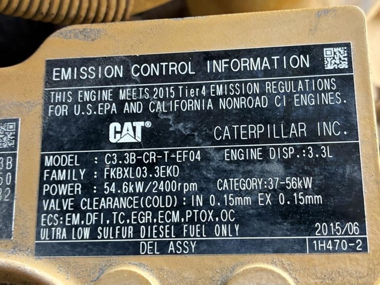 2015-caterpillar-262d-image-34