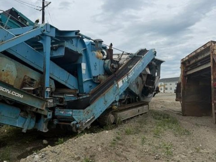 caterpillar-c9-image-2