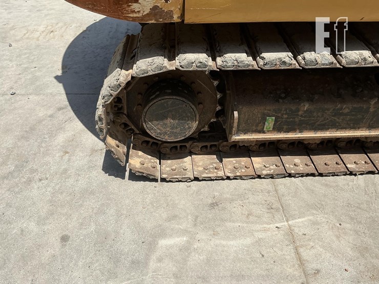 2018-caterpillar-307e2-image-10
