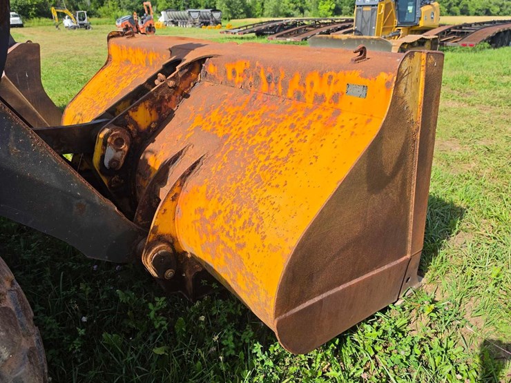 deere-624k-image-12