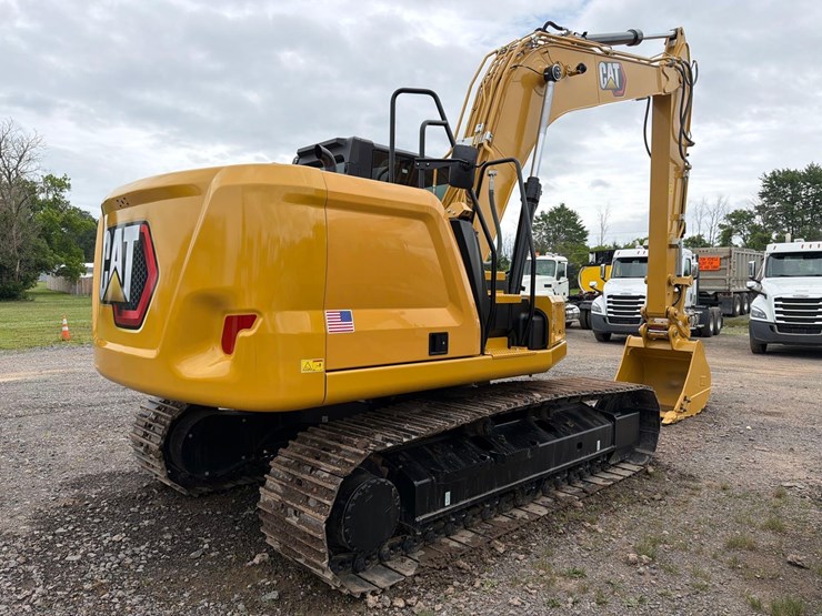 caterpillar-317-image-6