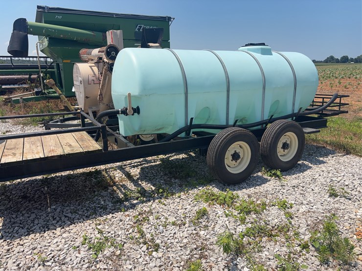 1000-gallon-nurse-tank-and-trailer-image-7
