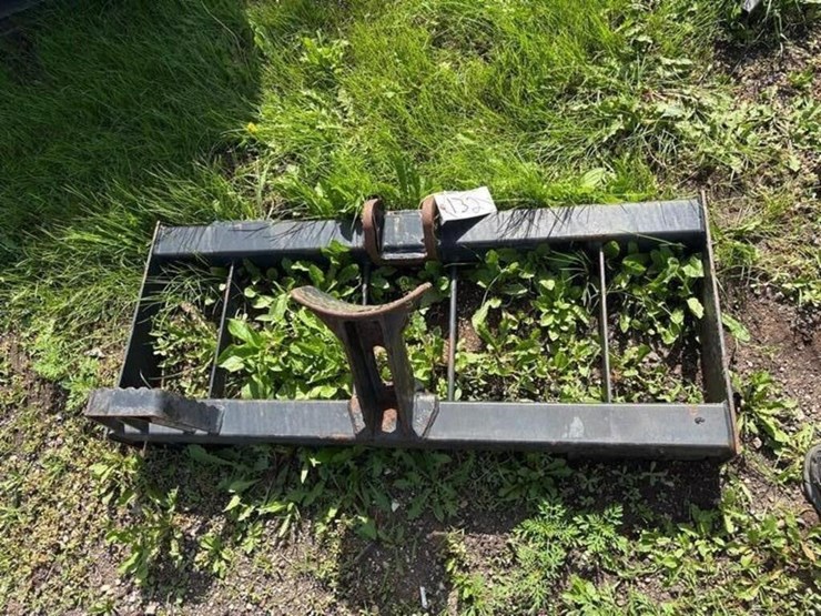 universal-attach-plate-mount-image-1