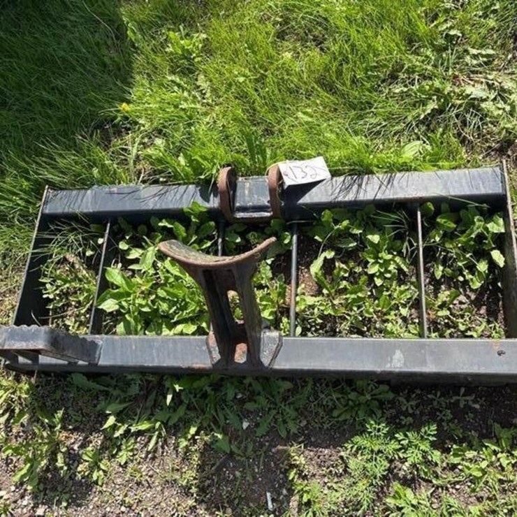 Universal Attach Plate Mount