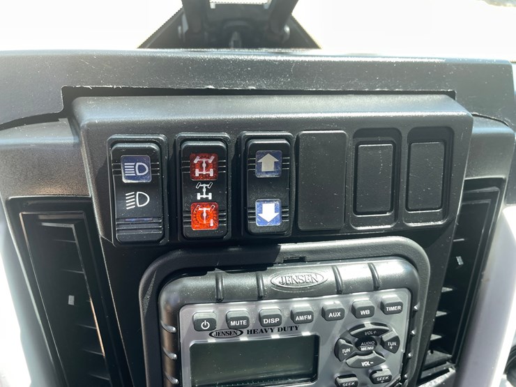 2018-bobcat-3400-image-41