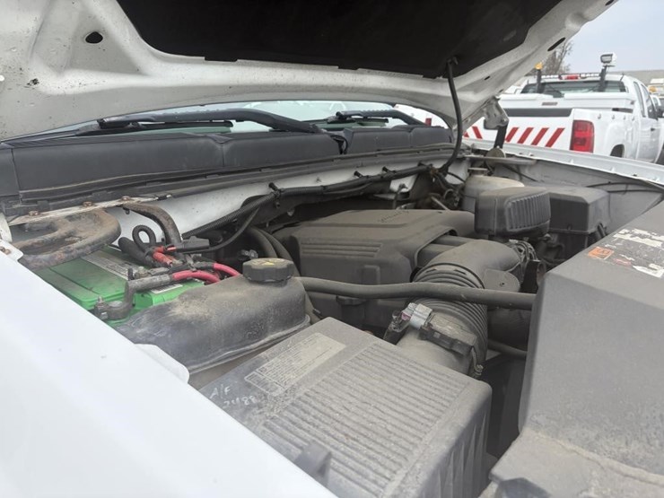 2011-chevrolet-2500hd-image-7