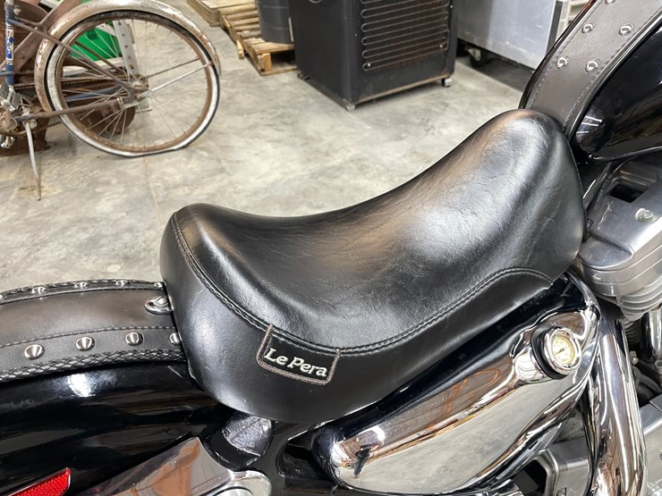 #300-•-2000-harley-davidson-883-sportster-(has-wi-title)-image-23