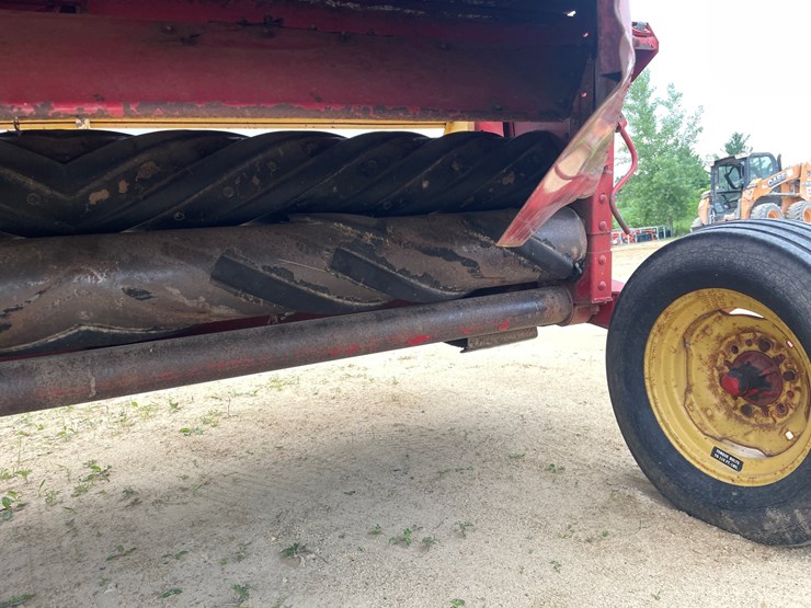new-holland-489-image-28