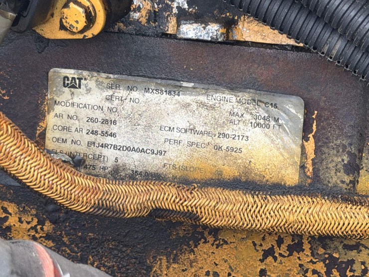 2007-caterpillar-c15-image-16