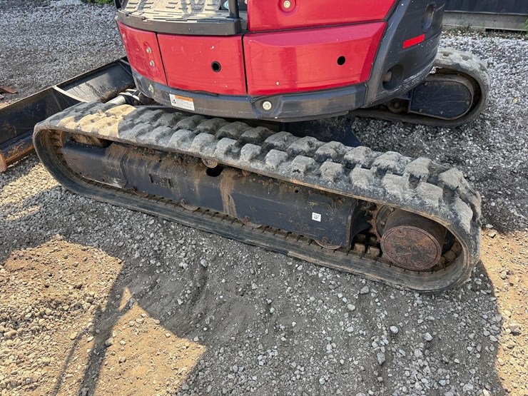 yanmar-vio35-6a-image-13