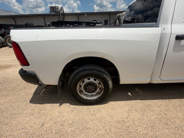 2013-dodge-ram-2500-image-21