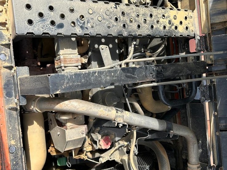 hitachi-zx350lc-6n-image-13
