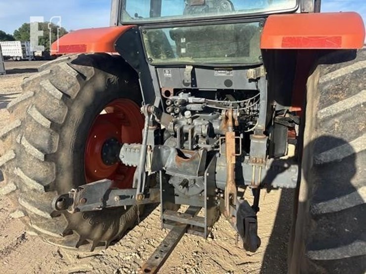 kubota-m105s-image-7
