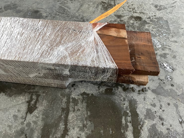 #3429-•-bundle-of-(5)-inch-thick-rough-cut-black-walnut-boards-image-4