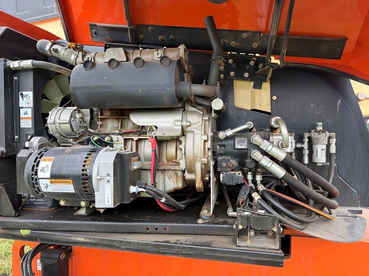 2020-jlg-660sj-image-11