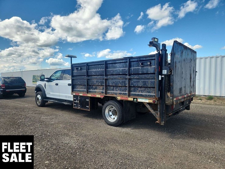 2021-ford-f550-image-3