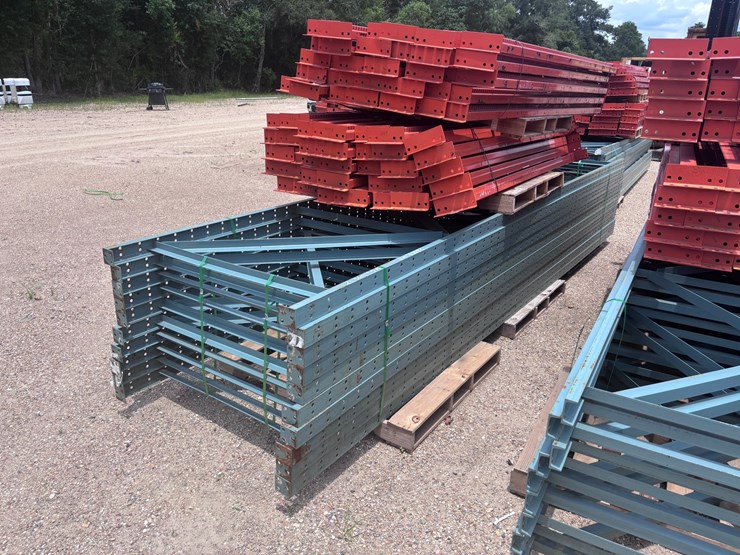 #40083-•-(1)-stack-bolt-on-upright-16ft-x-46in-bolt-on-beams-8ft-x-3-1/2in-pallet-racking-image-1