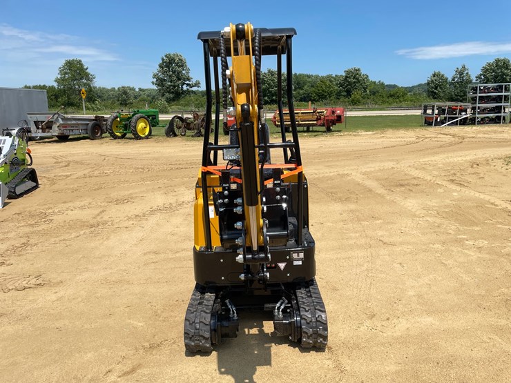 #123-•-new-atspower-rt15r-mini-excavator-image-2