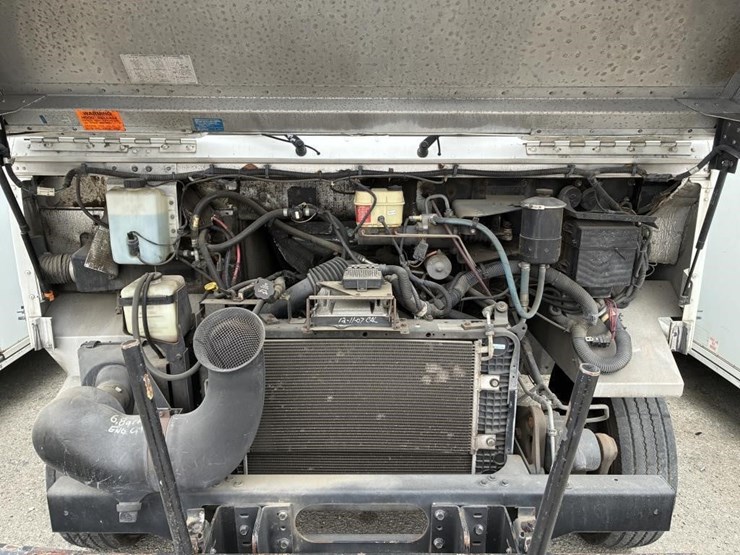 2008-workhorse-w62-image-12