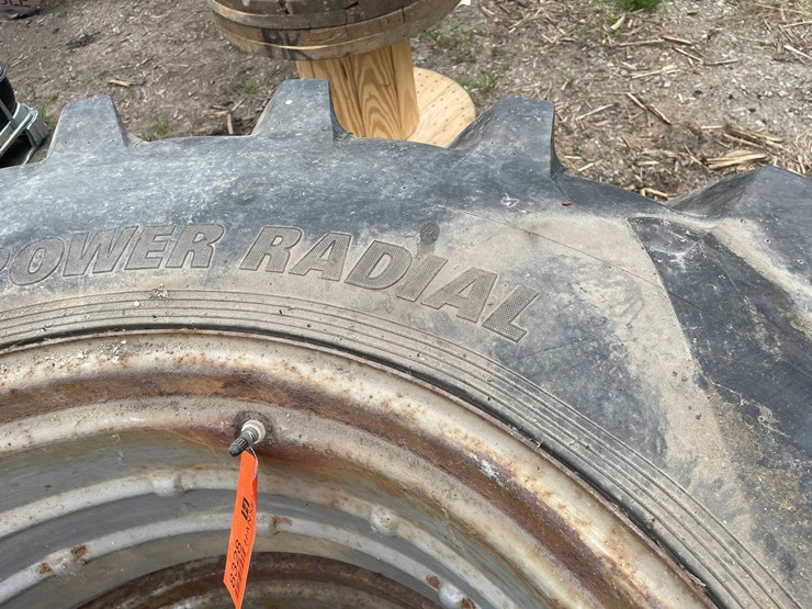 #8328-•-(2)-18.4r34-rear-tractor-tires-and-rims-image-7