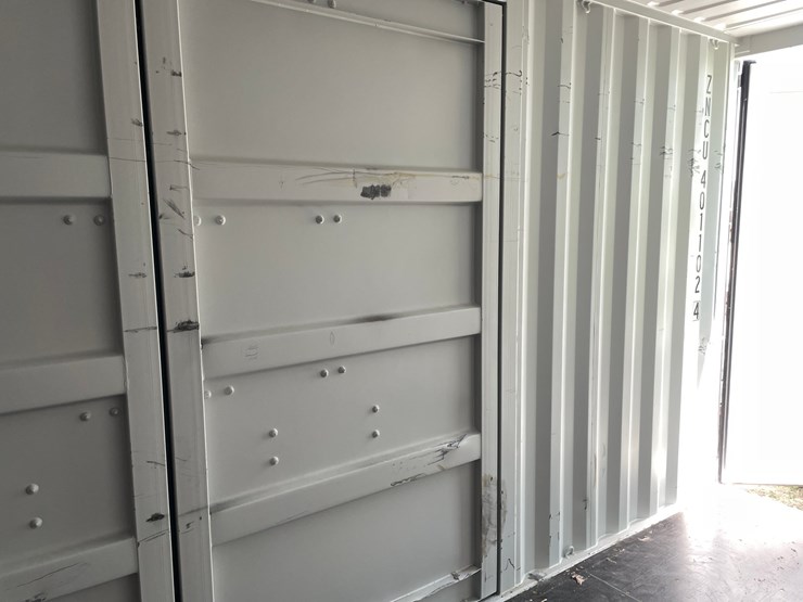 #120-•-40'-high-cube-multi-door-shipping-container-image-26