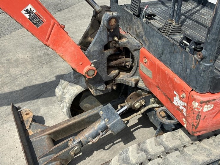 2019-kubota-kx018-4-image-14