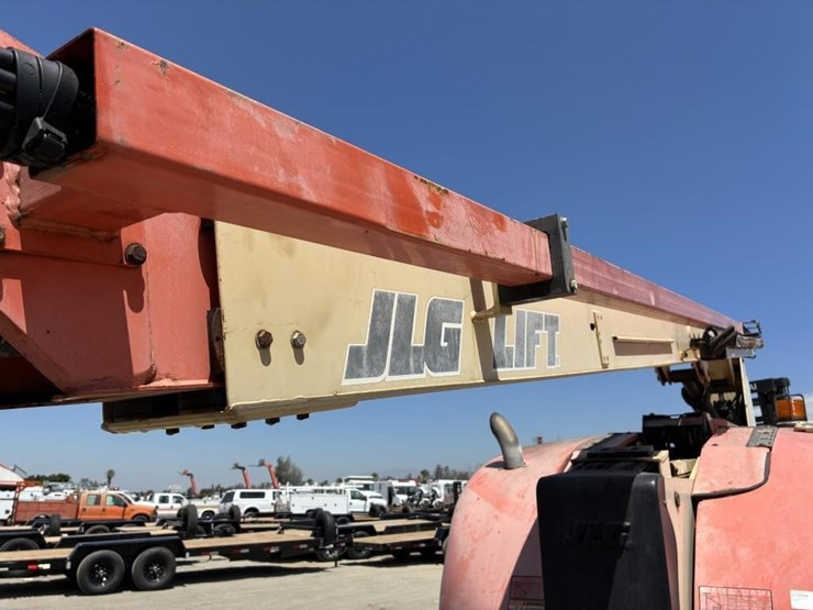 2002-jlg-600aj-image-21
