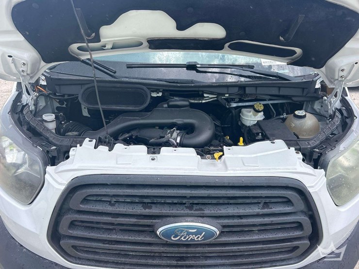 2015-ford-transit-image-9
