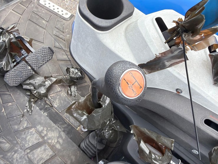 new-holland-workmaster-120-image-12