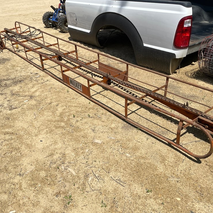 #3454 • Mulkey 16' Hay Conveyer