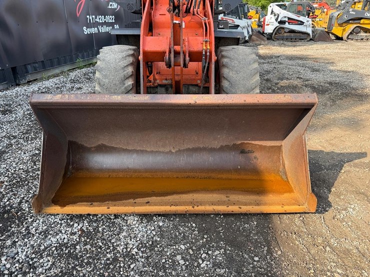 2019-hitachi-zw80-5b-image-9