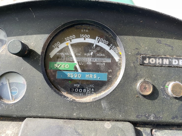 john-deere-4020-image-34