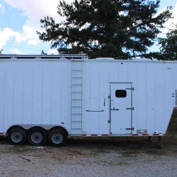 2009 34'Eclosed CargoMate Gooseneck Trailer By Forest River Trailers