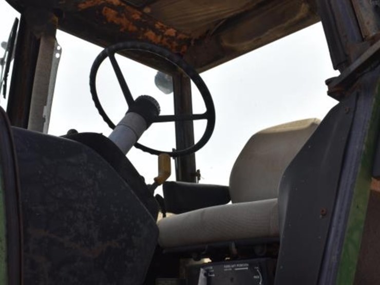 john-deere-4440-image-16