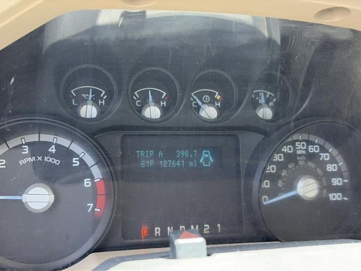 2011-ford-f350-image-17