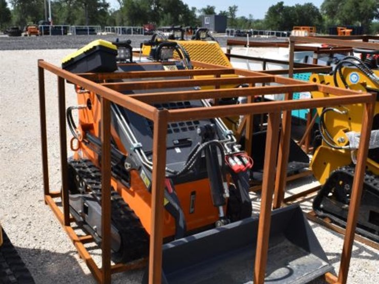 land-honor-me380x2-mini-skid-steer-(serial-#-2512276006)-image-2