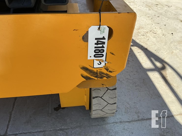 2023-jcb-s4550e-image-15