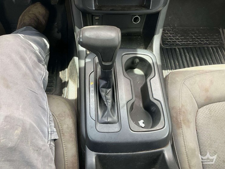 2017-chevrolet-colorado-image-17