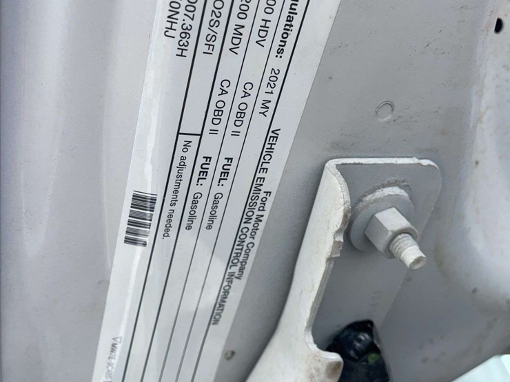 2021-ford-f250-image-18