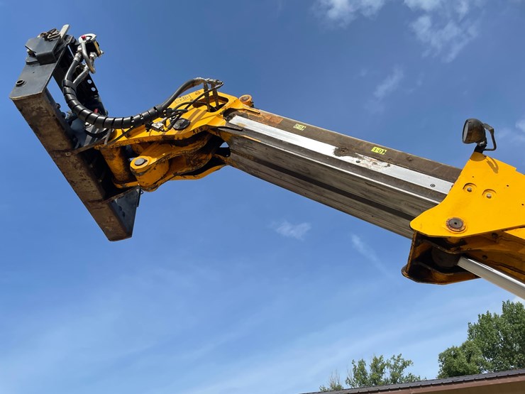 jcb-tm320-image-49