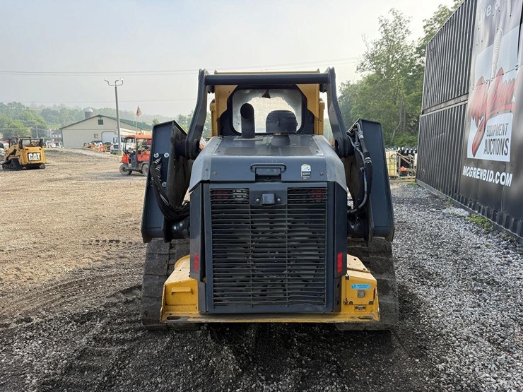 2019-deere-331g-image-3