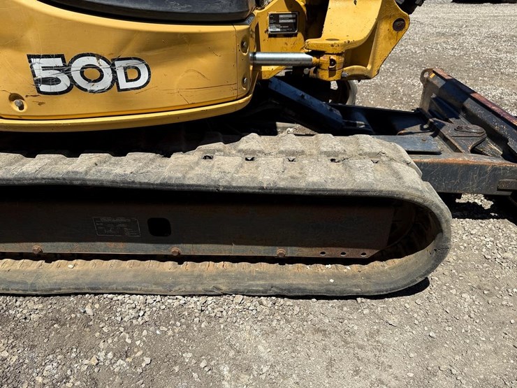 deere-50d-image-12