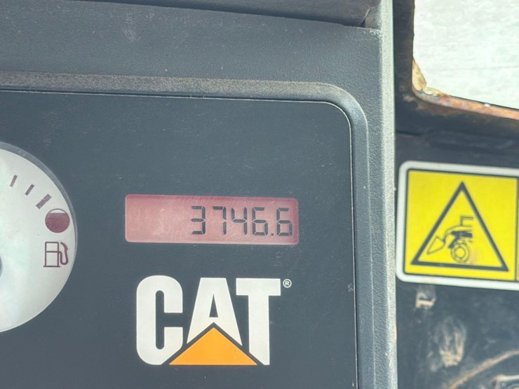 caterpillar-256c-image-22