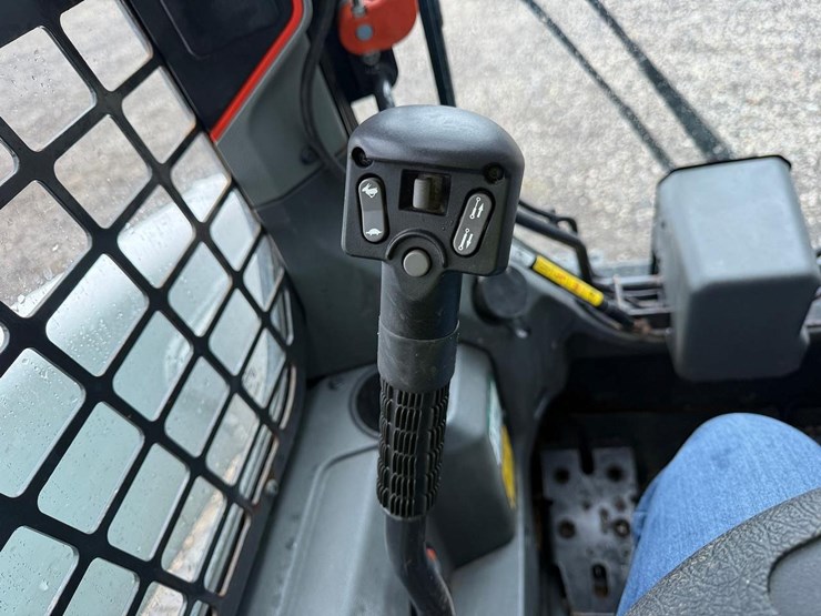 2021-bobcat-t66-image-26