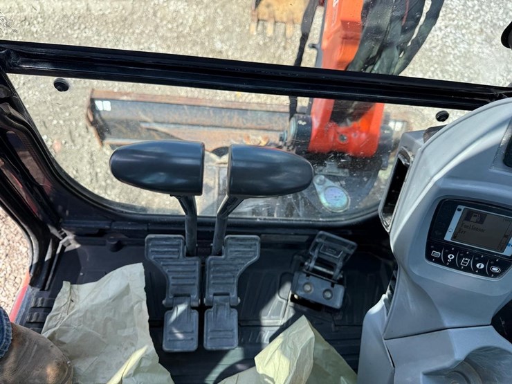 2015-kubota-u35-4-image-19