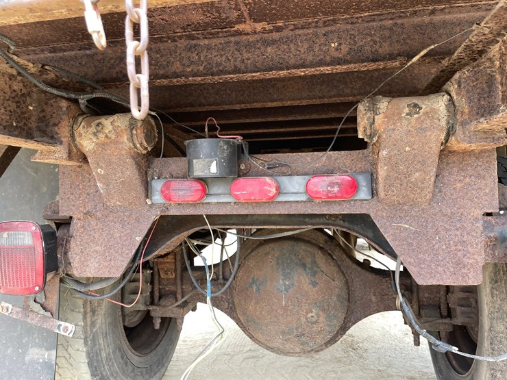 #204-•-1988-international-straight-truck-(has-wi-title)-image-78