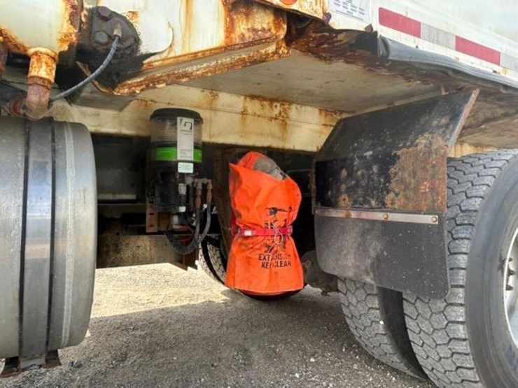 2020-mack-terrapro-tri/a-garbage-truck-1m2te1gc0lm-image-61