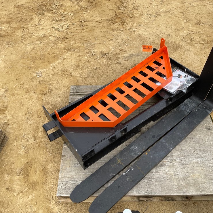 #2007 • New Wolverine Skid Steer Pallet Fork Frame with Forks